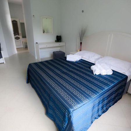 Hometel 4 Friends Gagra Exterior photo